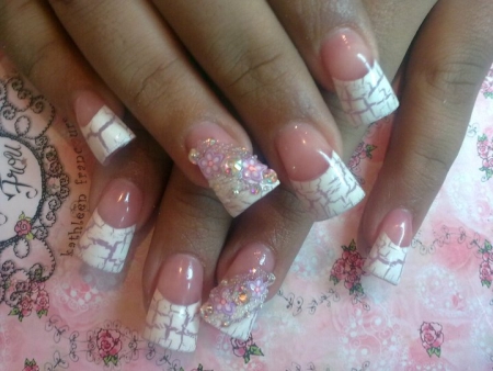 בניית ציפורניים